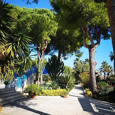 Nido Colorato Bed & Breakfast Fontane Bianche